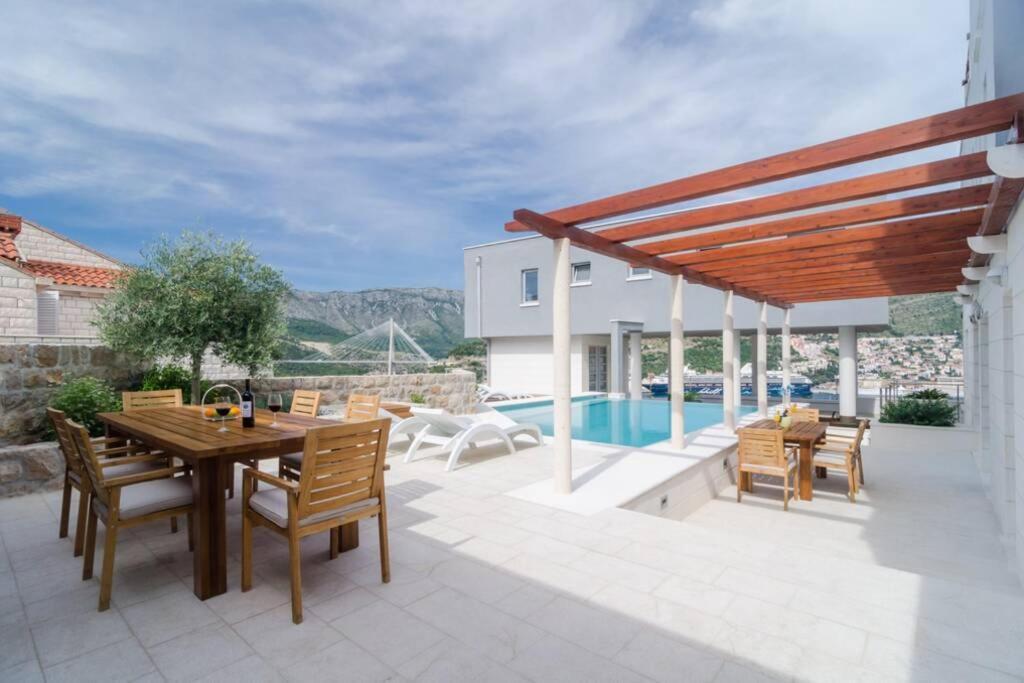 Modern Villa With Swimming Pool - Penthouse Dubrovnik Luaran gambar